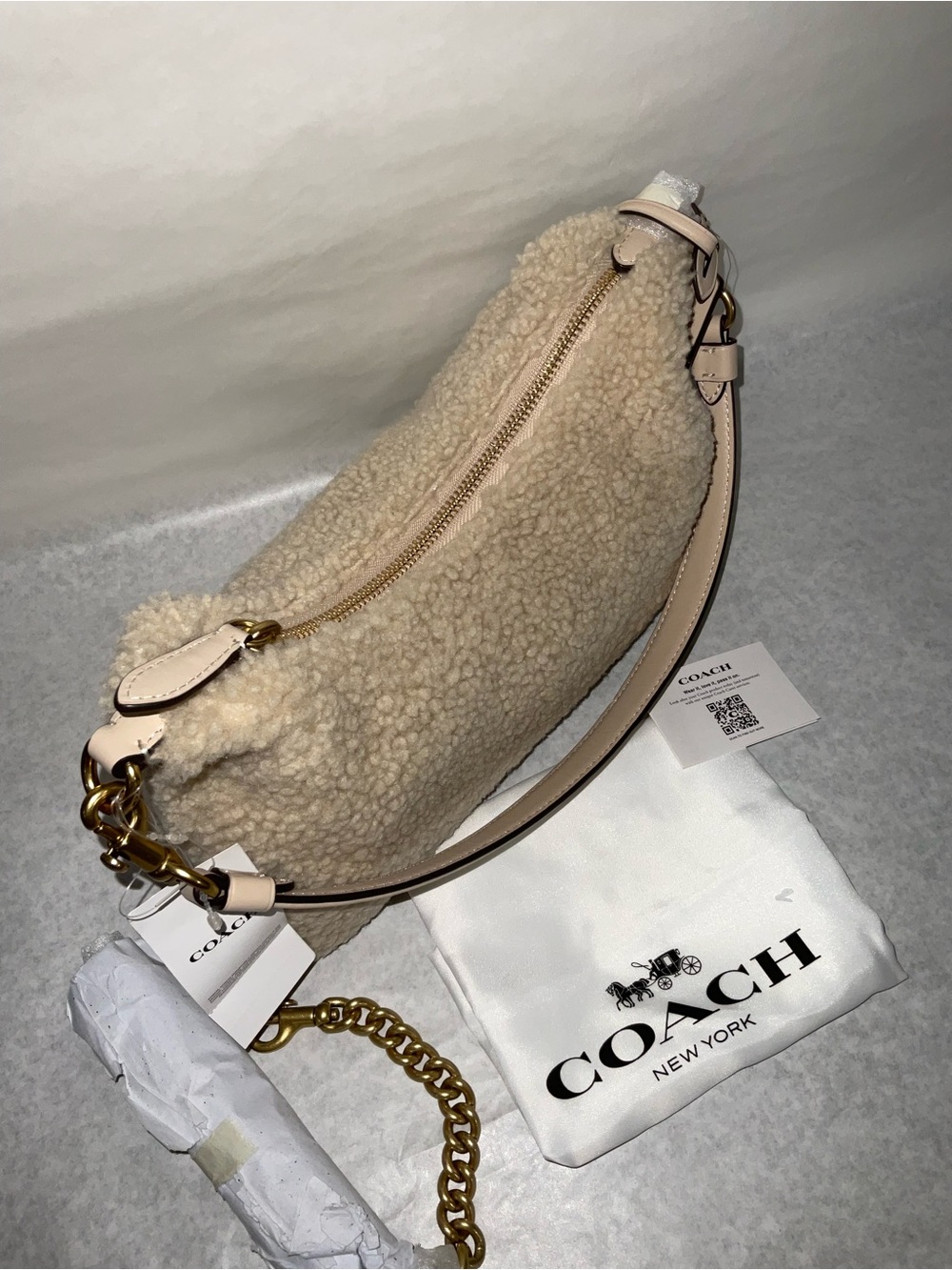Coach Beige Shearling Shoulder Bag with Pale Leather Strap - Picture 6 of 7